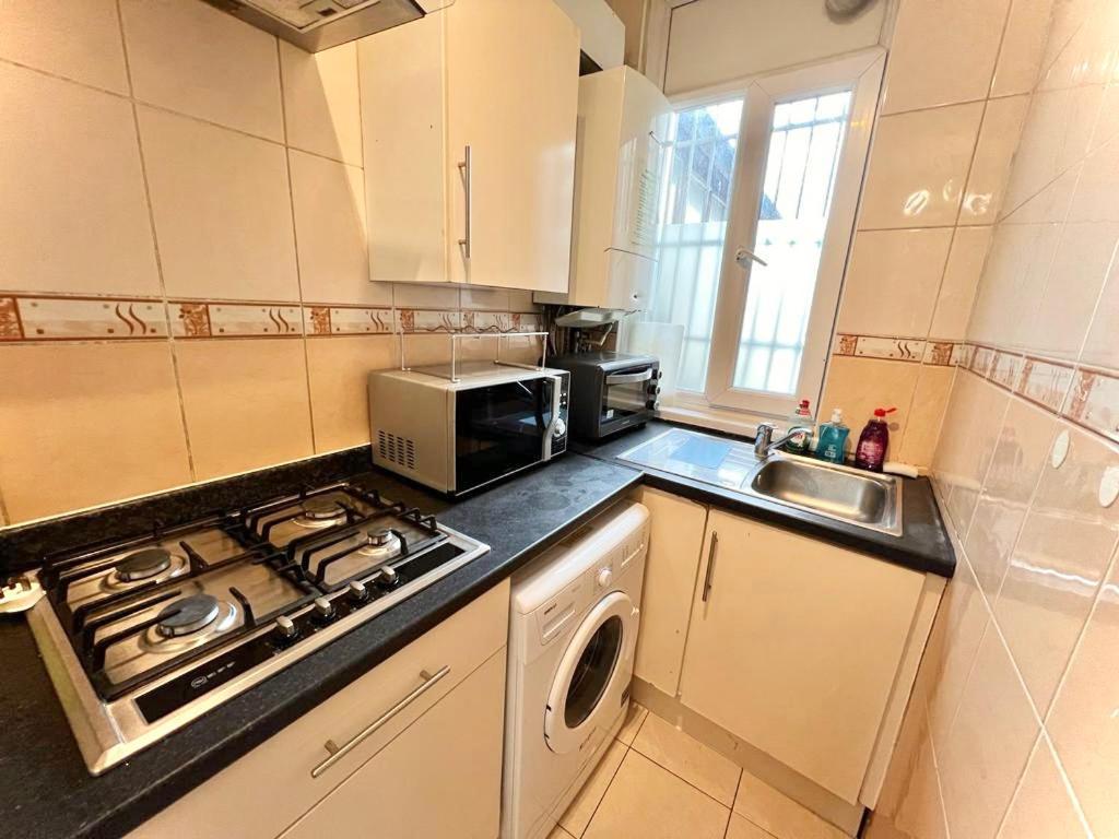 Stepney Green Holiday Apartment London Exterior photo